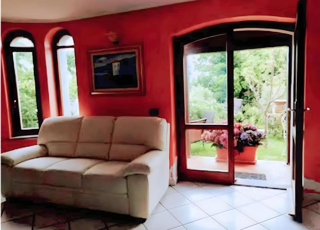 Monti E Mare Bed & Breakfast Lanusei Dış mekan fotoğraf