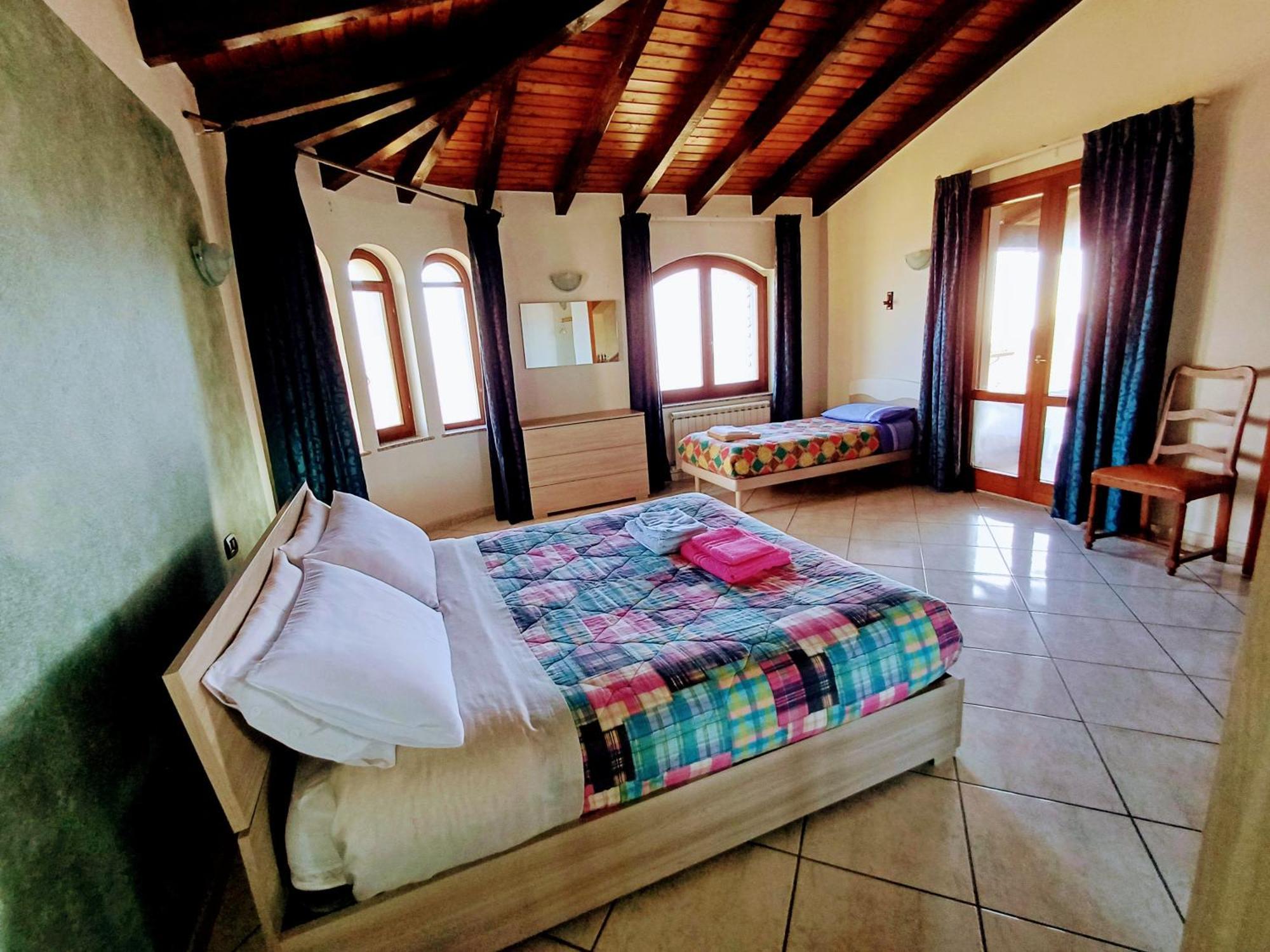 Monti E Mare Bed & Breakfast Lanusei Dış mekan fotoğraf