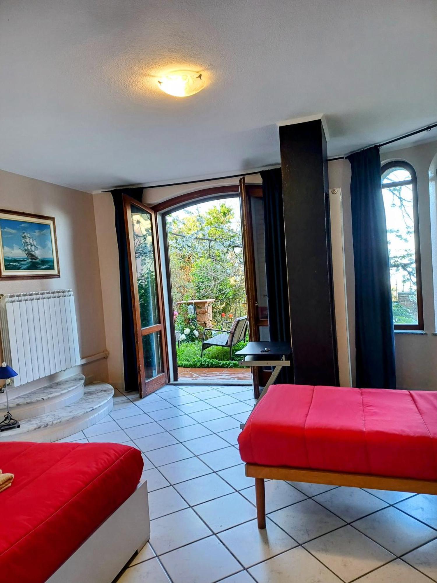 Monti E Mare Bed & Breakfast Lanusei Dış mekan fotoğraf