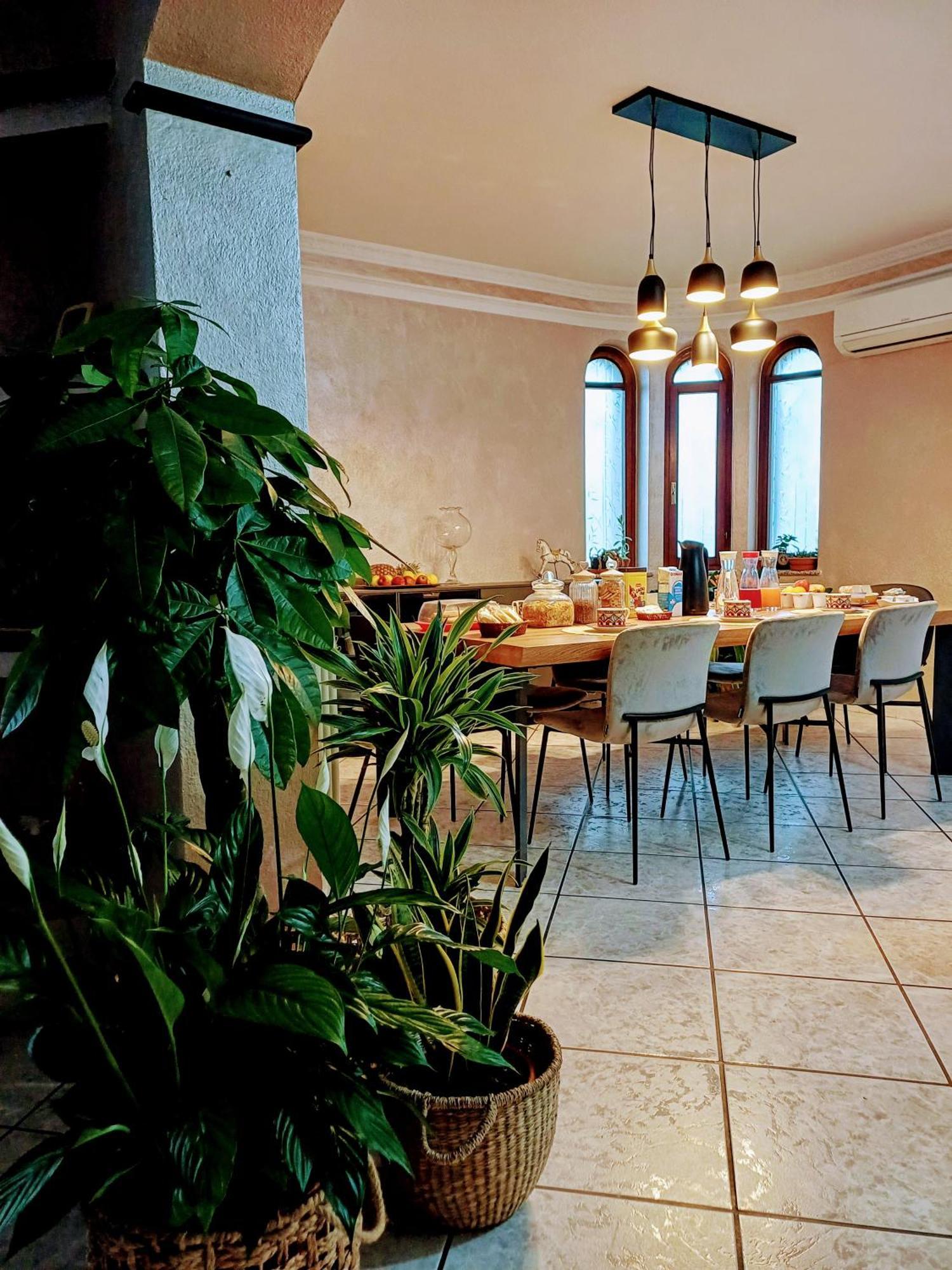 Monti E Mare Bed & Breakfast Lanusei Dış mekan fotoğraf