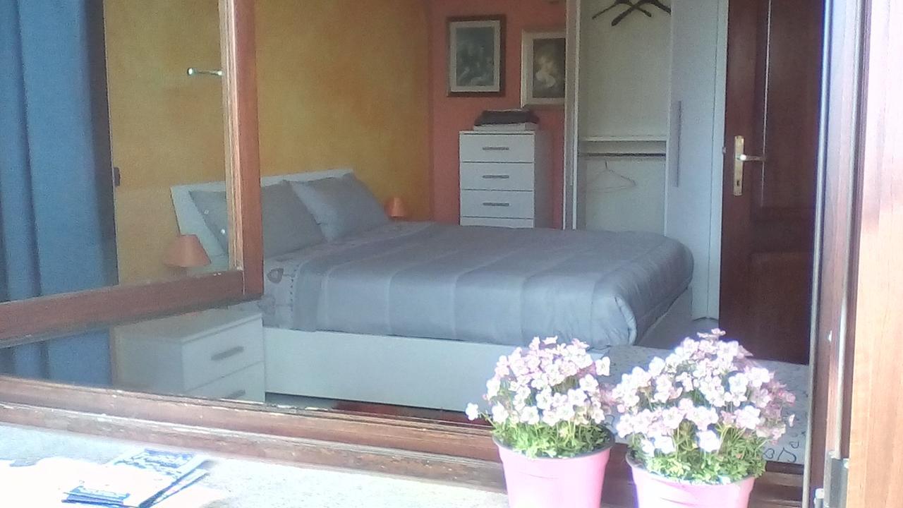 Monti E Mare Bed & Breakfast Lanusei Dış mekan fotoğraf